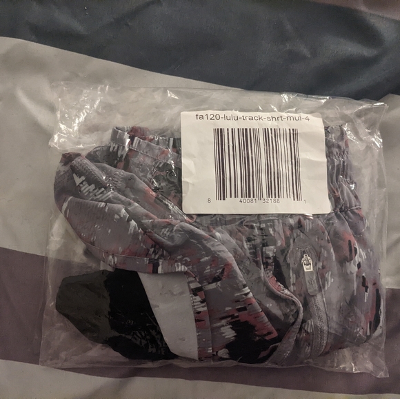 NIB Lulu Track Short - Picture 2 of 2